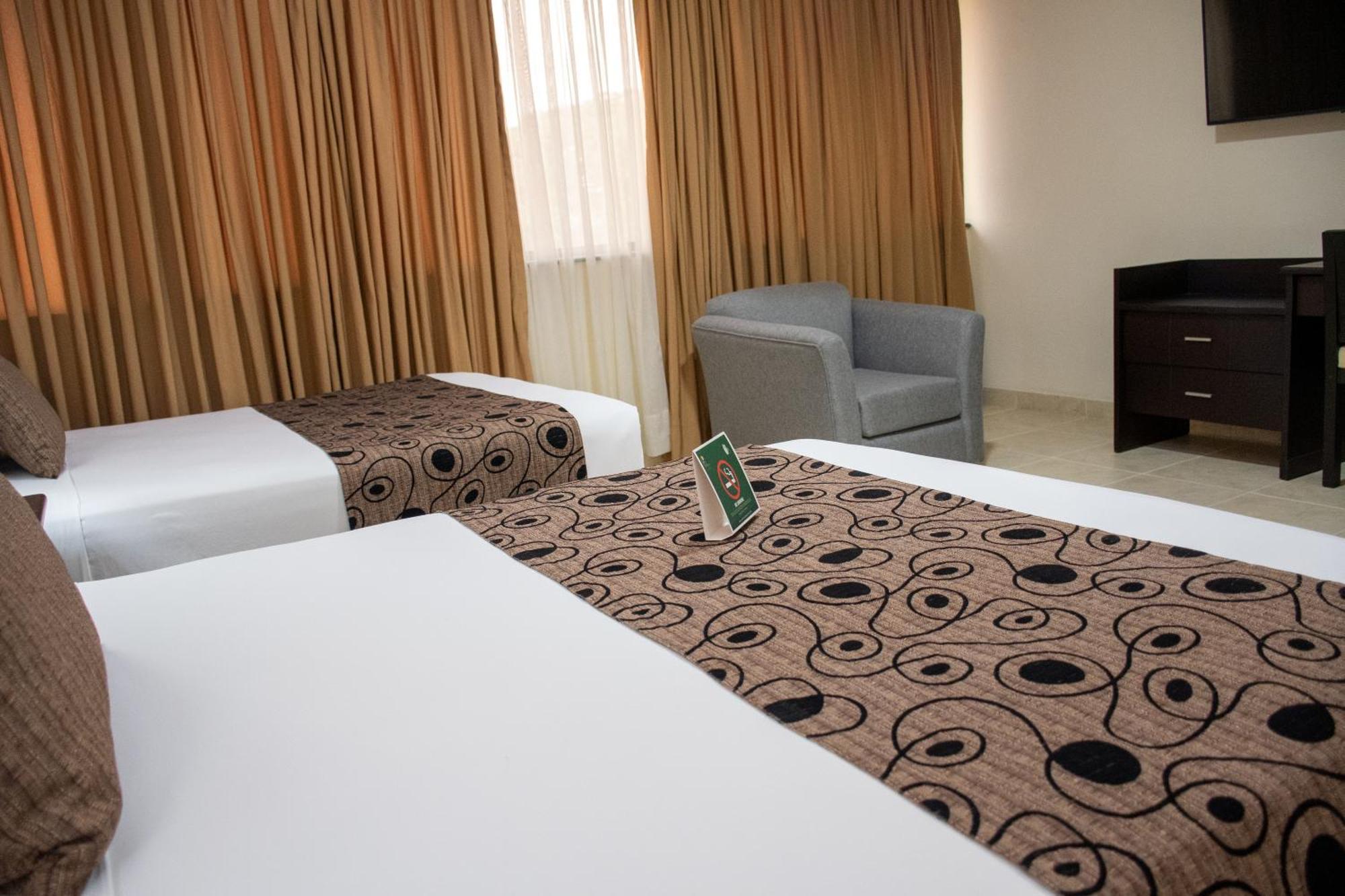Hotel Arizona Suites Cucuta Bagian luar foto