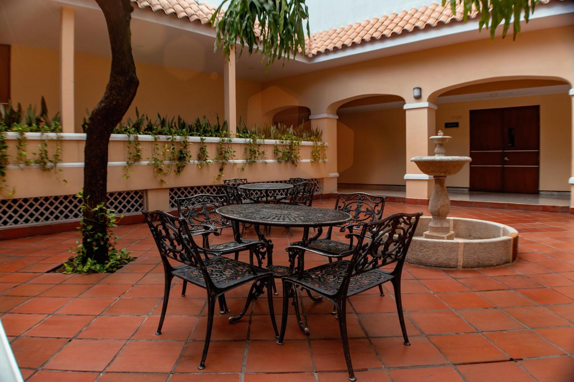 Hotel Arizona Suites Cucuta Bagian luar foto